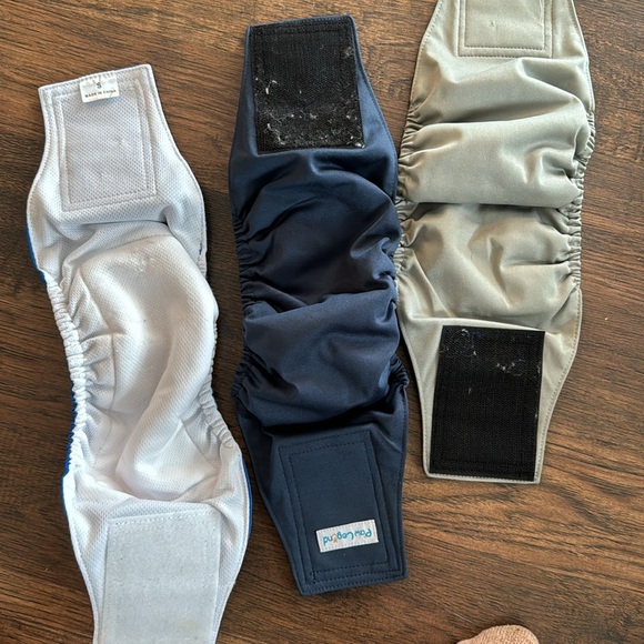 5 Dog Wraps; Assorted brands. 
 Small (11-14”) - Picture 2 of 4